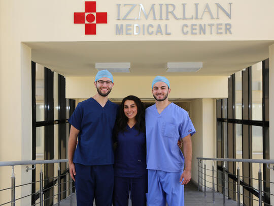 YSIP participants at Izmirlian Medical Center